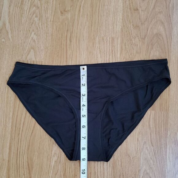 Lively All-Day Bikini size Large in Black - Picture 10 of 12